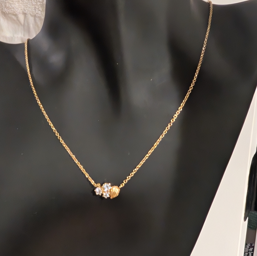 Kurt Geiger Gold Clover and Heart Pendant Necklace - Picture 2 of 7